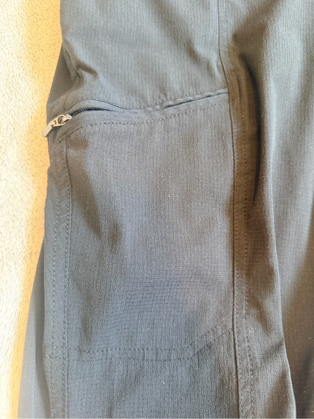 Duluth Trading Co. Women's Black Stretch Work Pants - Picture 5 of 5
